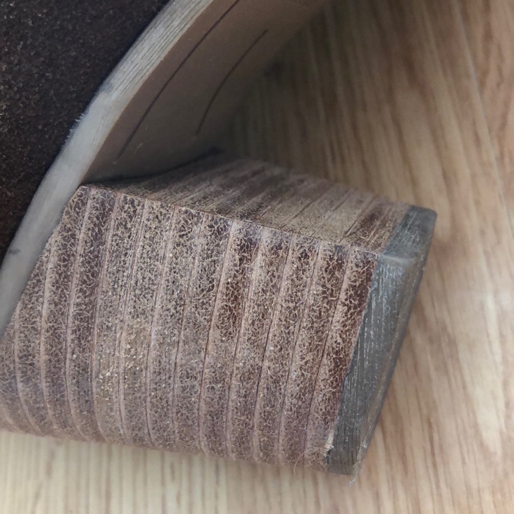 Boots - Picture 3 of 3